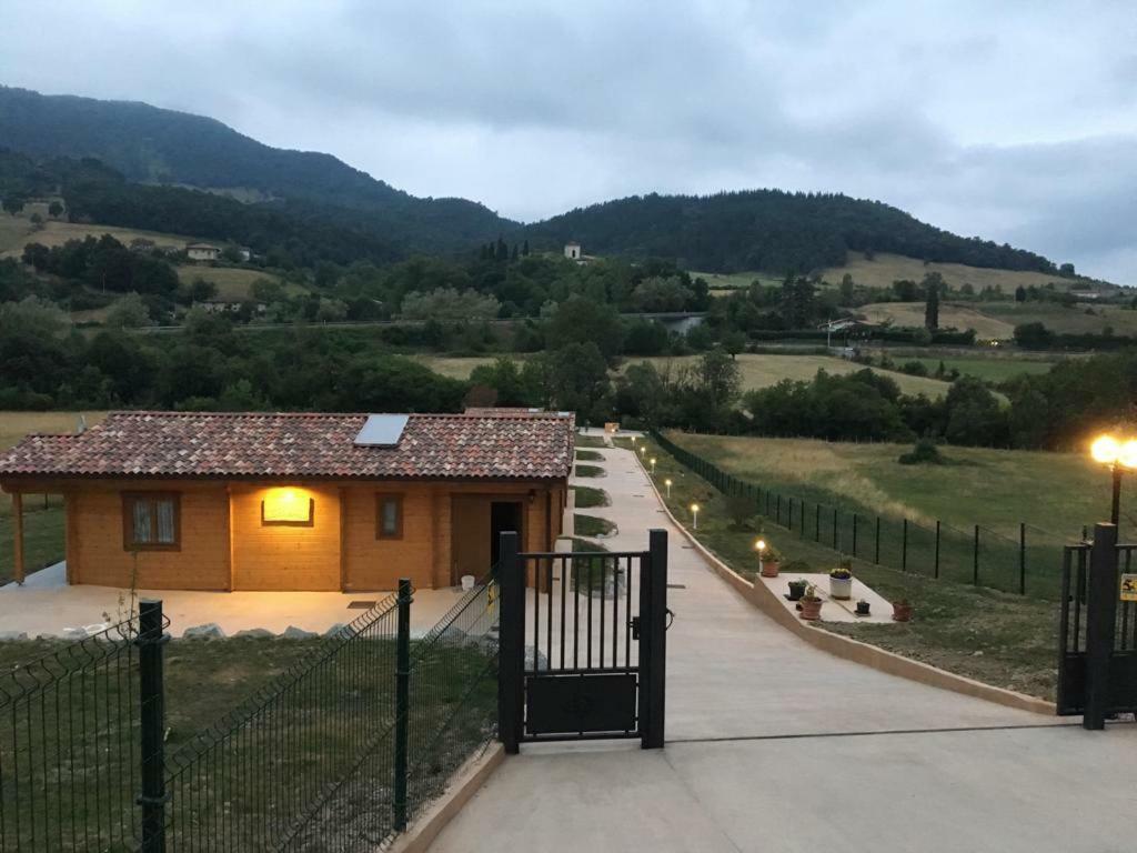 Satia Berri Villa Llanteno ภายนอก รูปภาพ